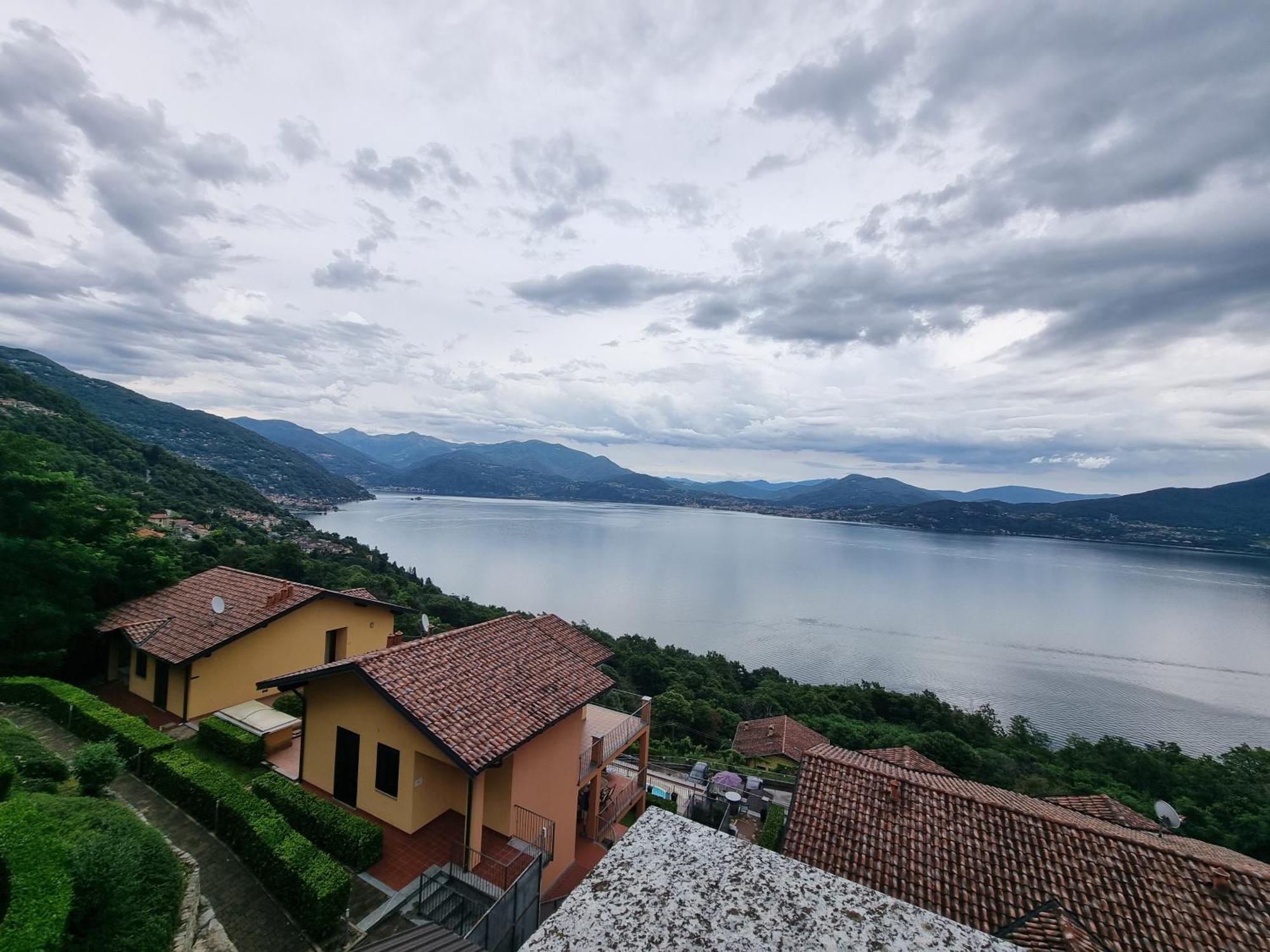 Residence Il Vigneto Oggebbio Exterior photo